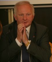 Firmowy zamach na miłość?